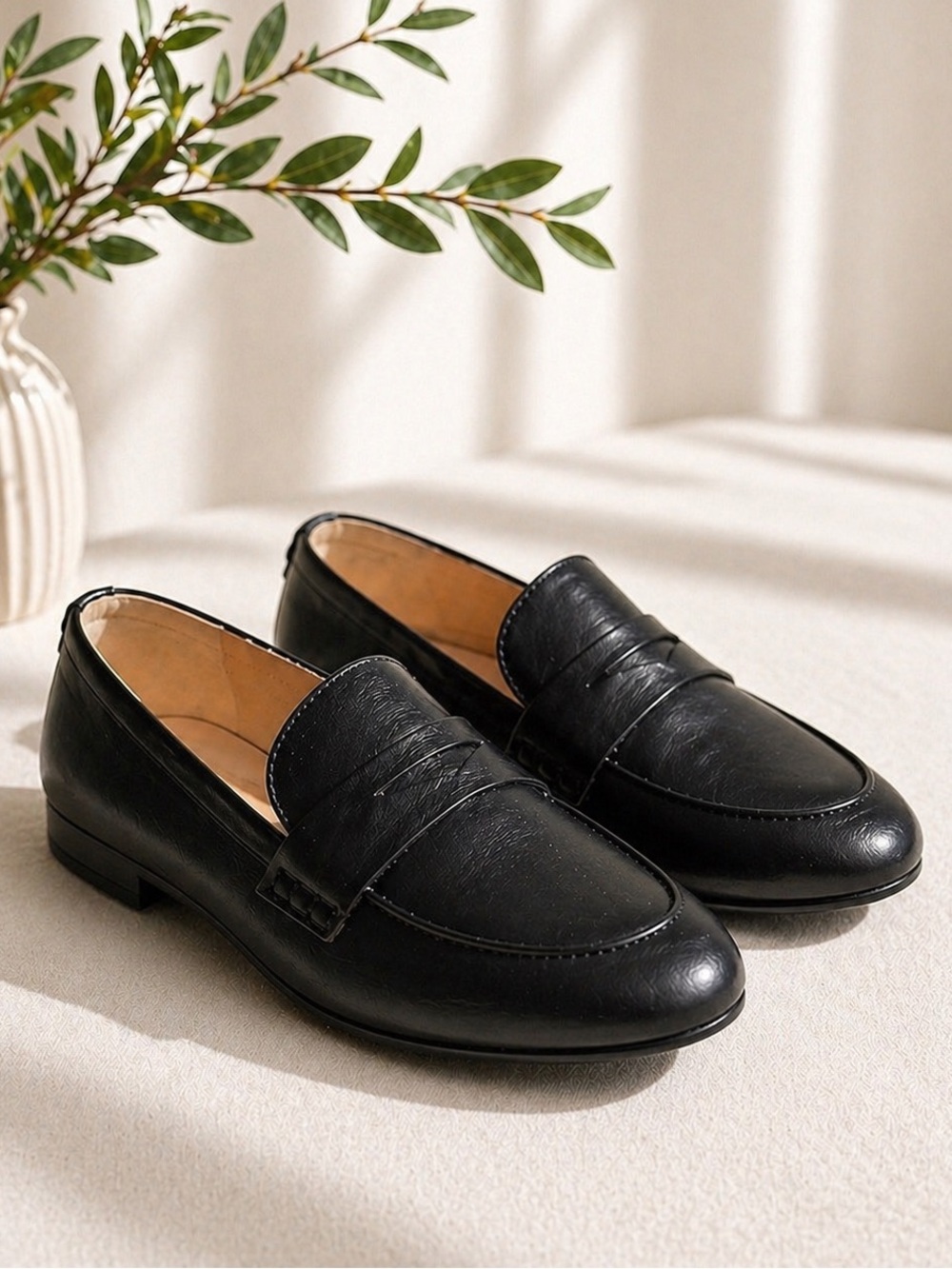 Cole Haan Black Leather Penny Loafers 8.5 Classic Office Work Comfort